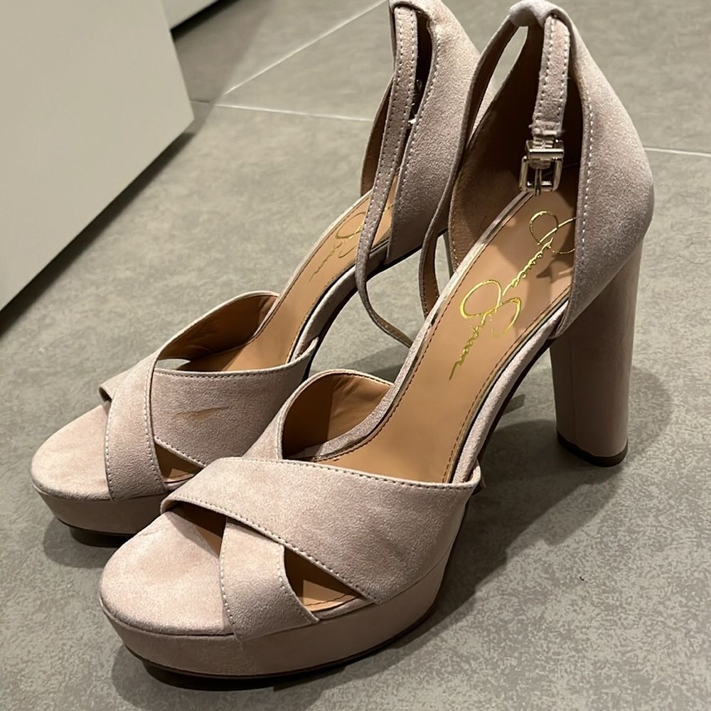 Jessica Simpson Heels - Picture 2 of 5